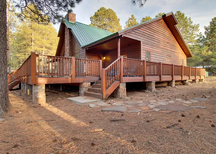 Hike, Fish & Relax Fireside! Forest Lakes Holiday home *